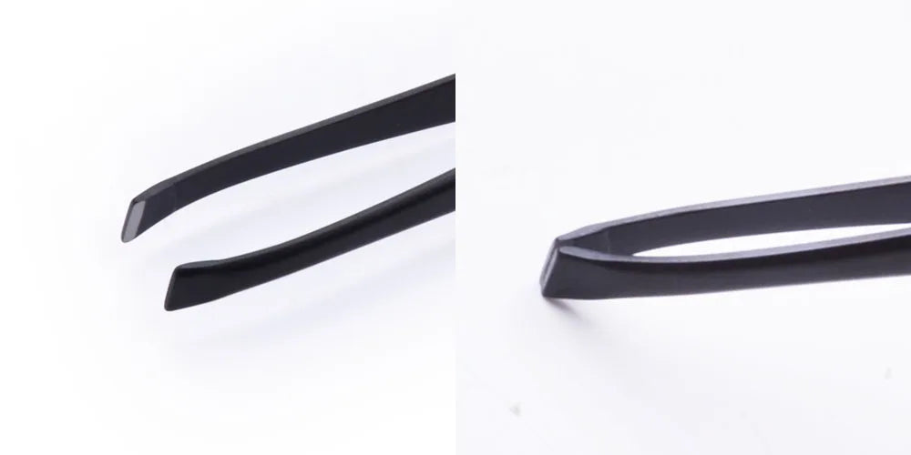 MINI EYEBROW TWEEZERS