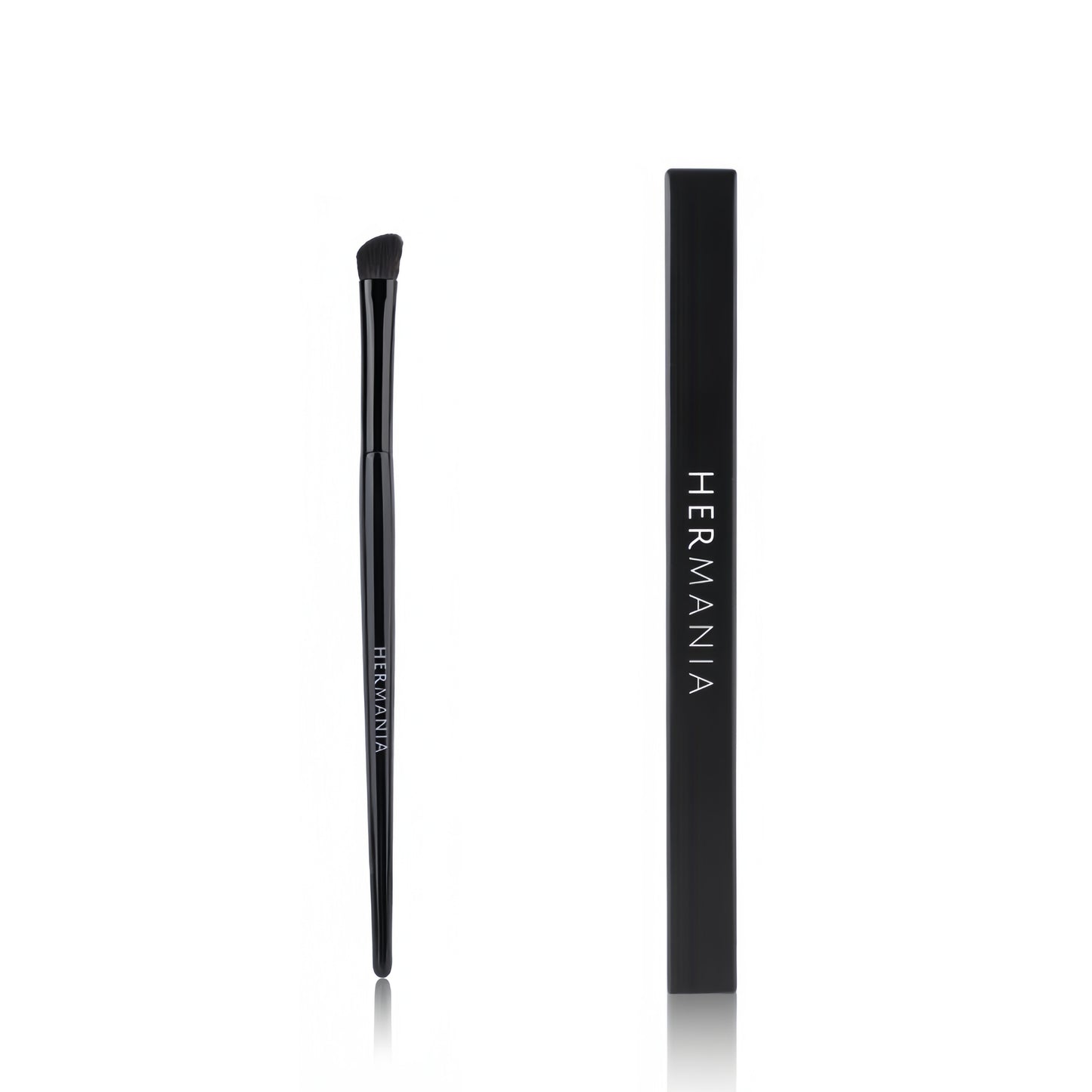 ANGLED EYESHADOW BRUSH - E10