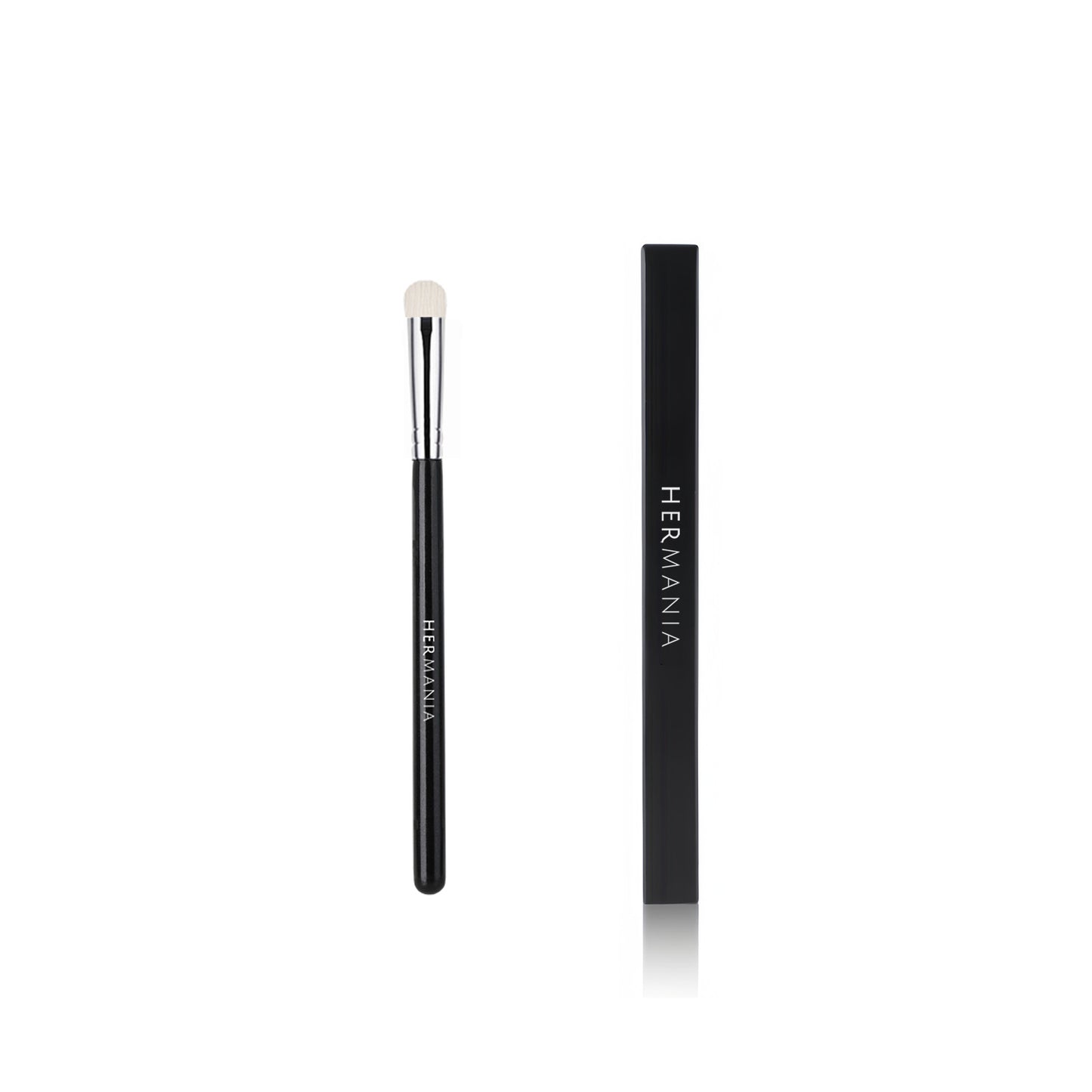 MEDIUM EYESHADOW BRUSH - E25