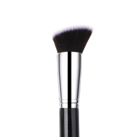 ANGLED FOUNDATION BUFFER BRUSH - F70