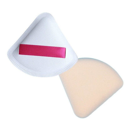 TRIANGLE MAKEUP SPONGE WITH PROTECTIVE CASE