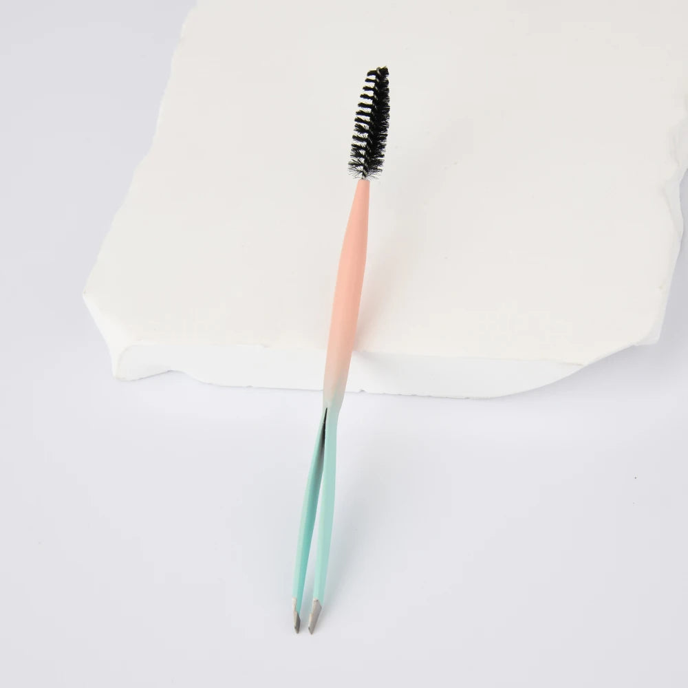 DUAL-END EYEBROW TWEEZERS WITH SPOOLIE