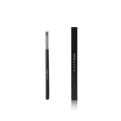 SHORT EYESHADOW / SMUDGE BRUSH - E92