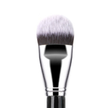 THICK FLAT FOUNDATION BRUSH - F115