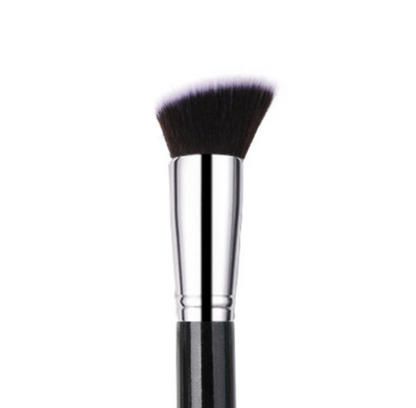 ANGLED FOUNDATION BUFFER BRUSH - F70